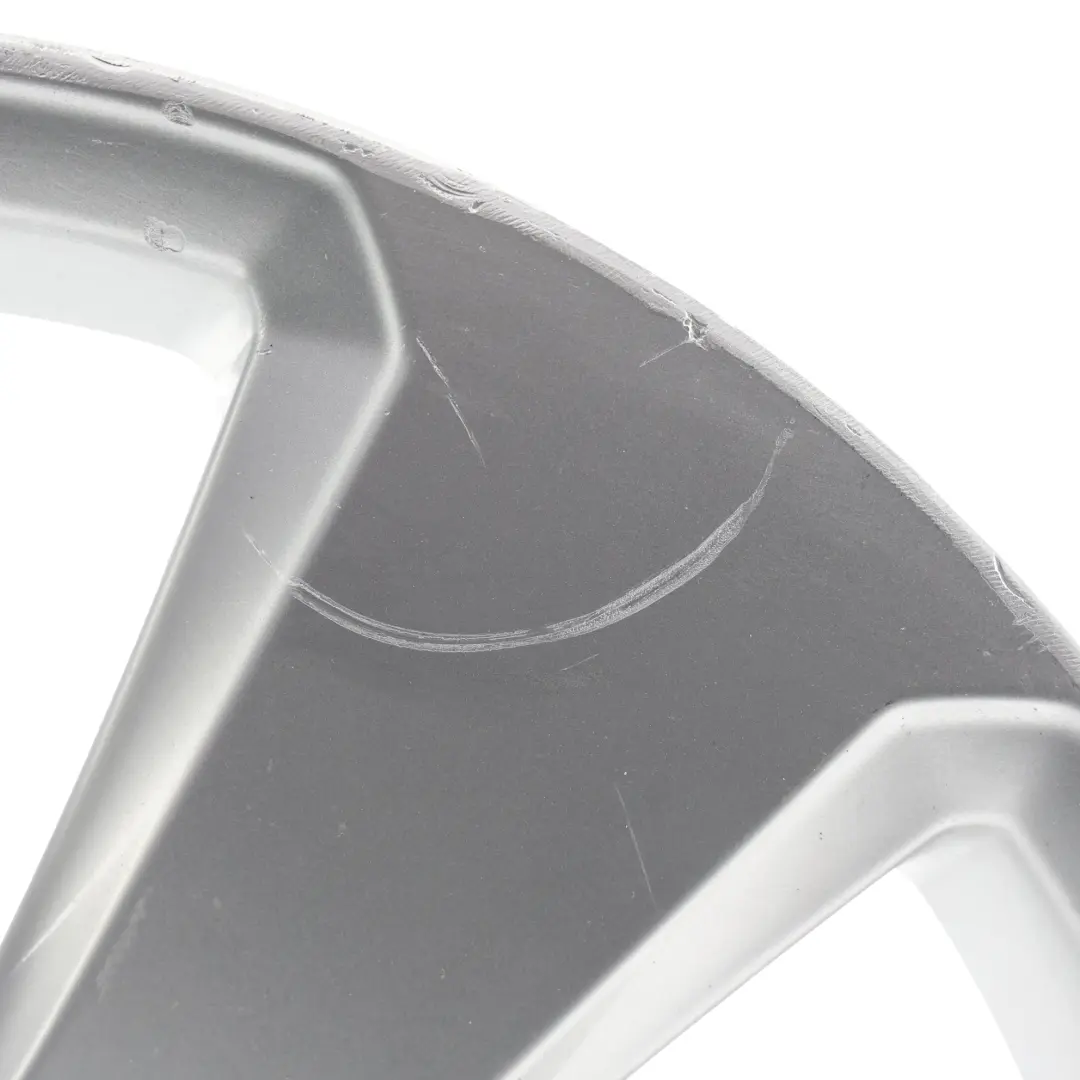 Alloy Rim 17" ET:51 7,5J Star Spoke to Audi A3 8V Silver Wheel with Part number 8V0601025BK Audi A3 8V Silver Wheel Alloy Rim 17" ET:51 7,5J Star Spoke - SKU 8V0601025BK-3 - Part number 8V0601025BK