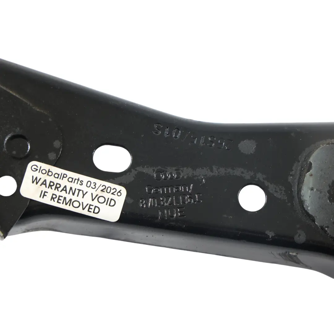 Soporte Guardabarros Delantero Derecho Negro Y9T para Audi A3 S3 8V con número de pieza 8V0821136C Audi A3 S3 8V Soporte Guardabarros Delantero Derecho Negro Y9T - SKU 8V0821136C-MYB - Número de pieza 8V0821136C