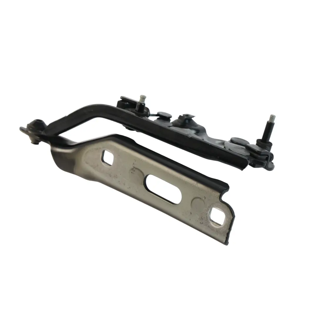 Audi A3 8V Cerniera Cofano Anteriore Destra Nero Mitico Y9T - SKU 8V0823302F-MYB - Numero di parte 8V0823302F