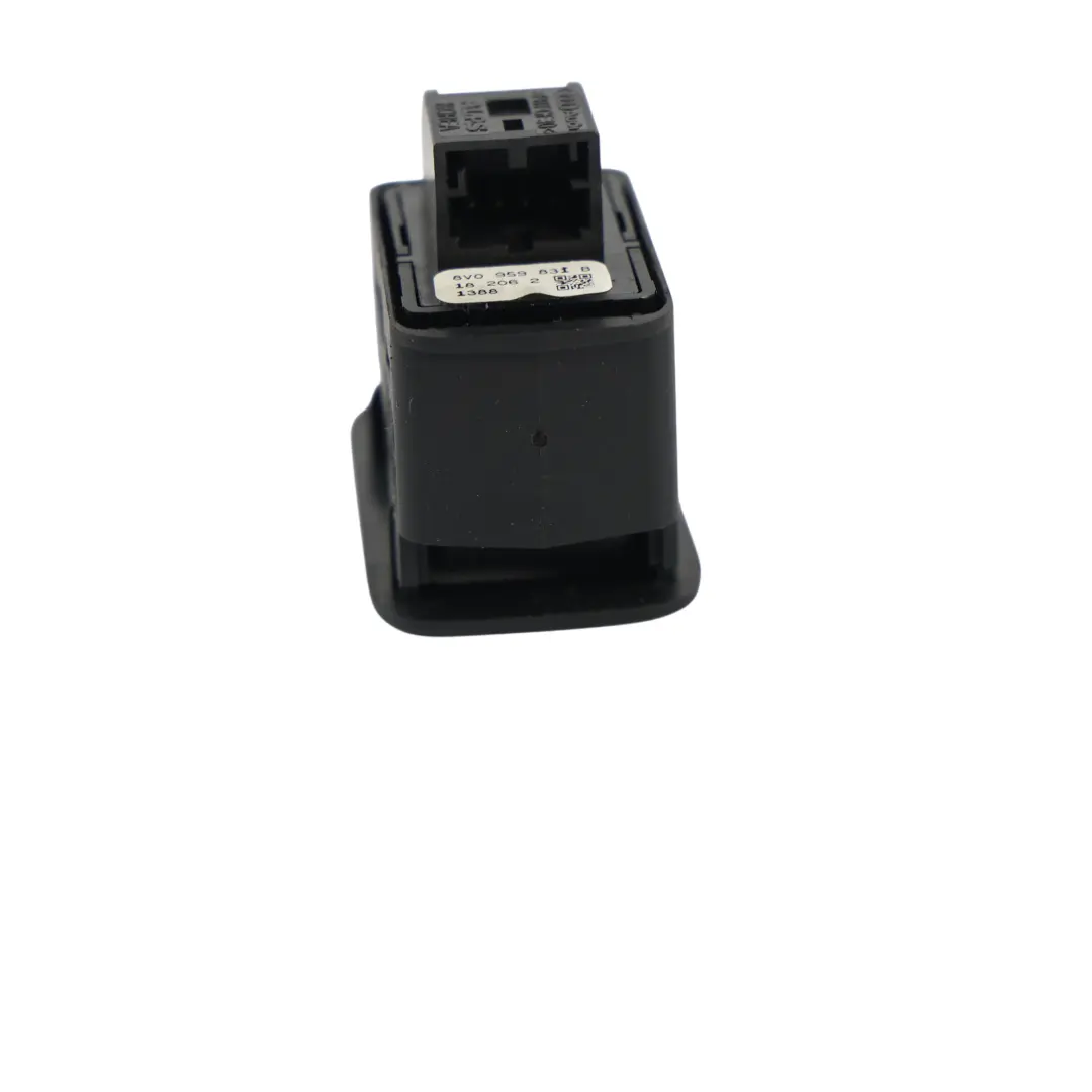 Bouton Ouverture Coffre Porte Avant Côté Conducteur pour Audi Q2 GA à propos du numéro de pièce 8V0959831B Audi Q2 GA Bouton Ouverture Coffre Porte Avant Côté Conducteur - SKU 8V0959831B - Numéro de pièce 8V0959831B