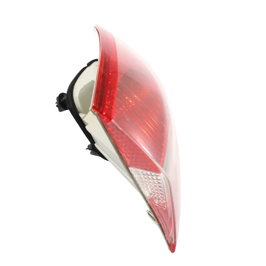 Ford Kuga C394 Lampa Tylna Zewnętrzna Prawa - SKU 8V41-13404-AH - Numer Części 8V41-13404-AH