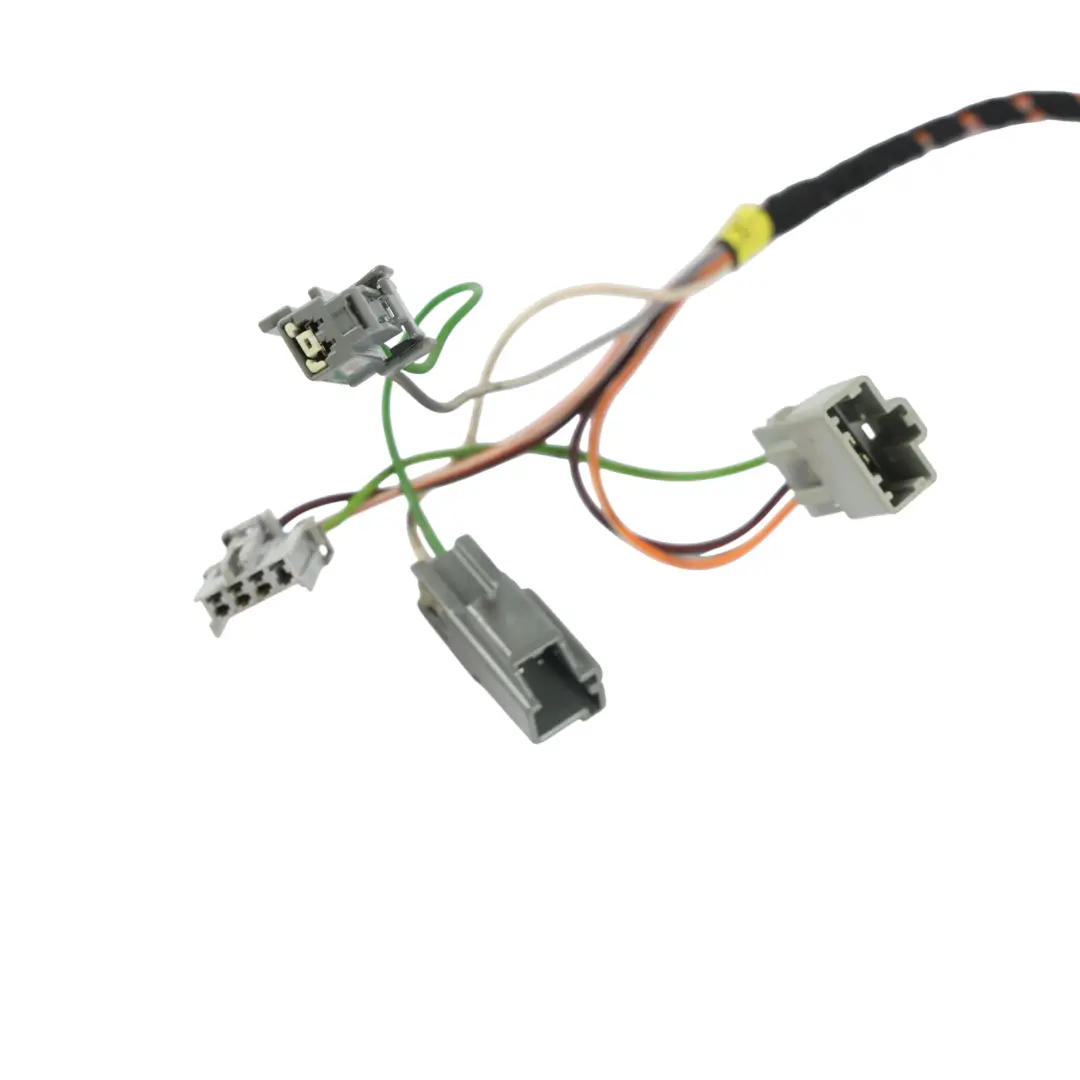 C394 Lampa Tylna Zewnętrzna Lewa Wtyczka Przewodu do Ford Kuga o numerze 8V41-13405-AH Ford Kuga C394 Lampa Tylna Zewnętrzna Lewa Wtyczka Przewodu - SKU 8V41-13405-AH-2 - Numer Części 8V41-13405-AH