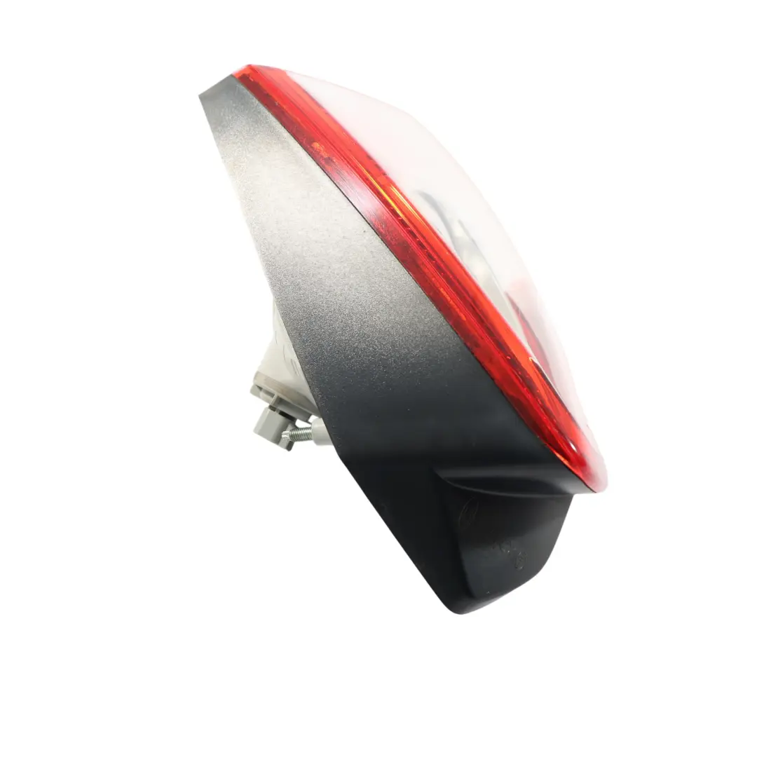 Ford Kuga Mk1 Fanale Posteriore Interno Destro - SKU 8V41-13A602-AD - Numero di parte 8V41-13A602-AD