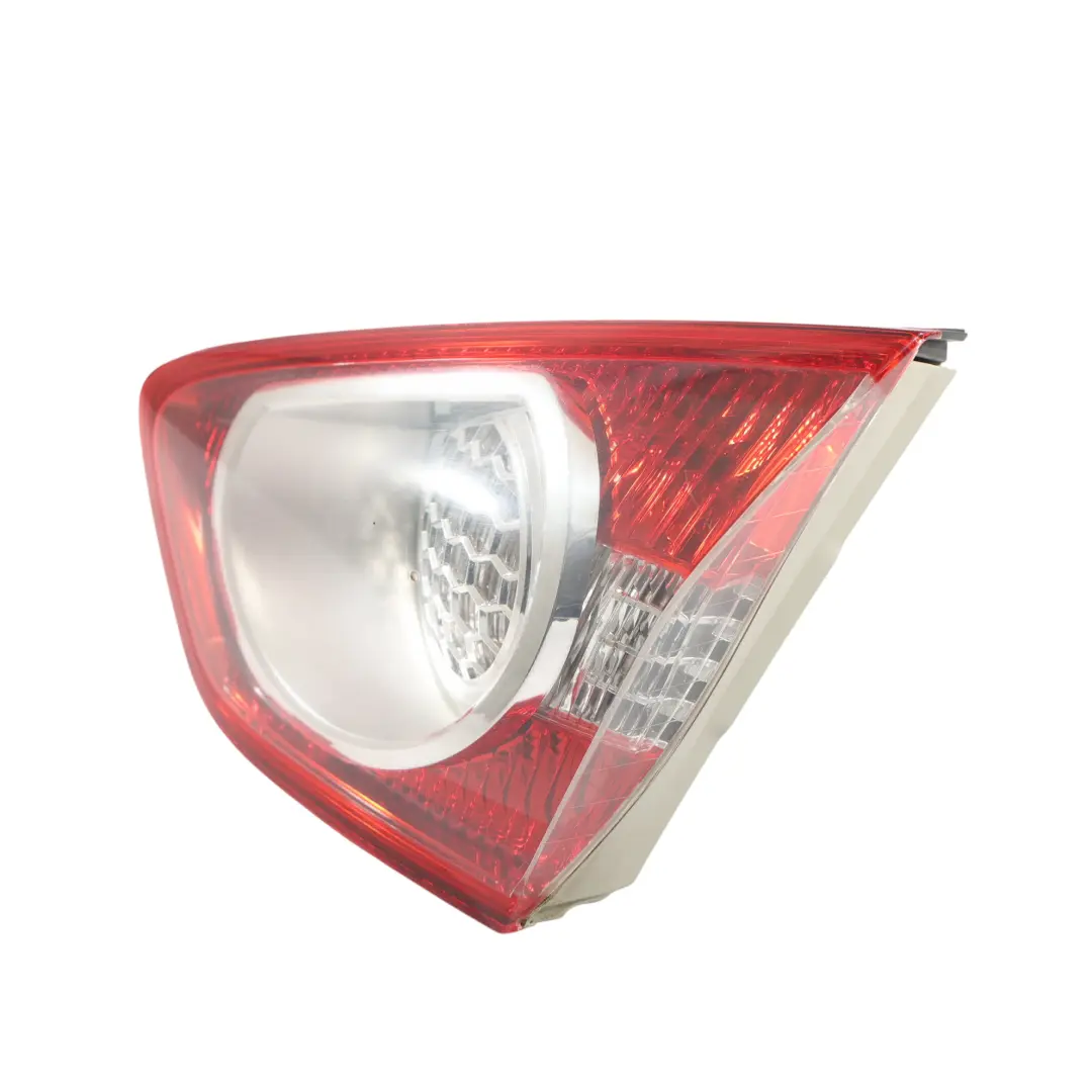 Ford Kuga Mk1 Fanale Posteriore Interno Destro - SKU 8V41-13A602-AD - Numero di parte 8V41-13A602-AD