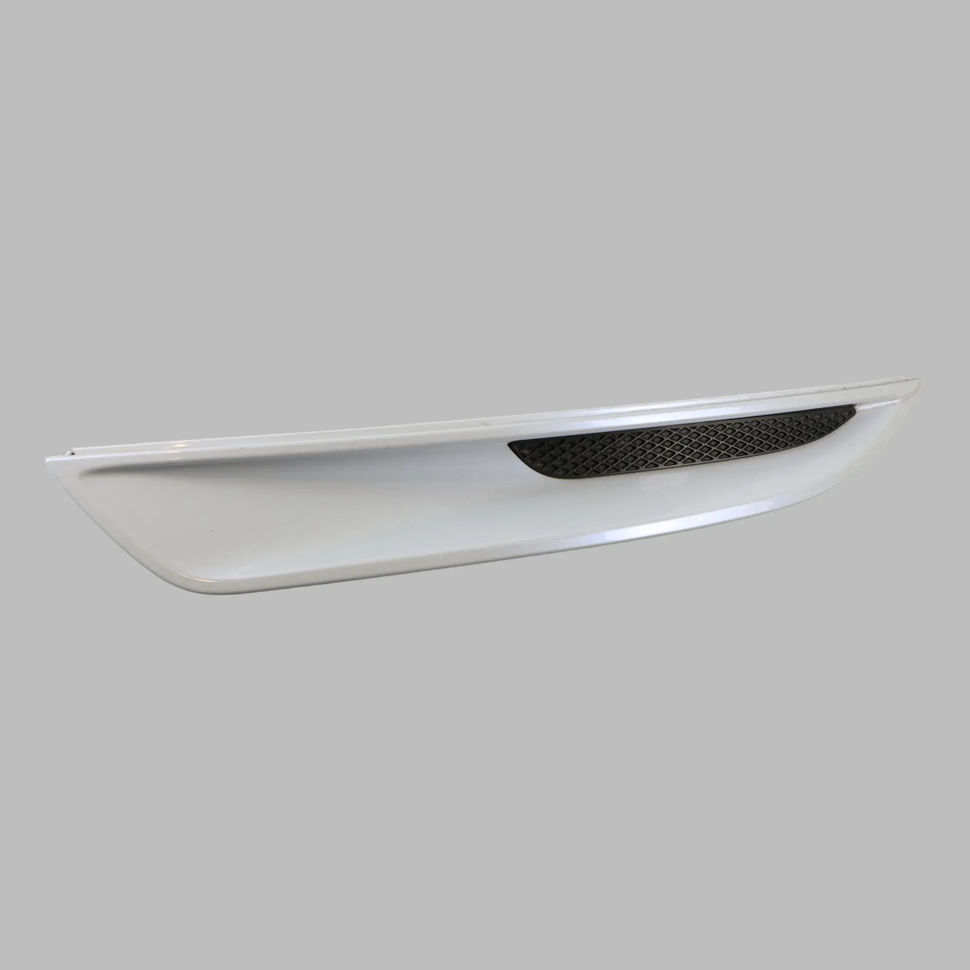 Ford Kuga C394 Bumper Trim Vent Grille Left N/S Ice White - B8 8V41-15A282-AW
