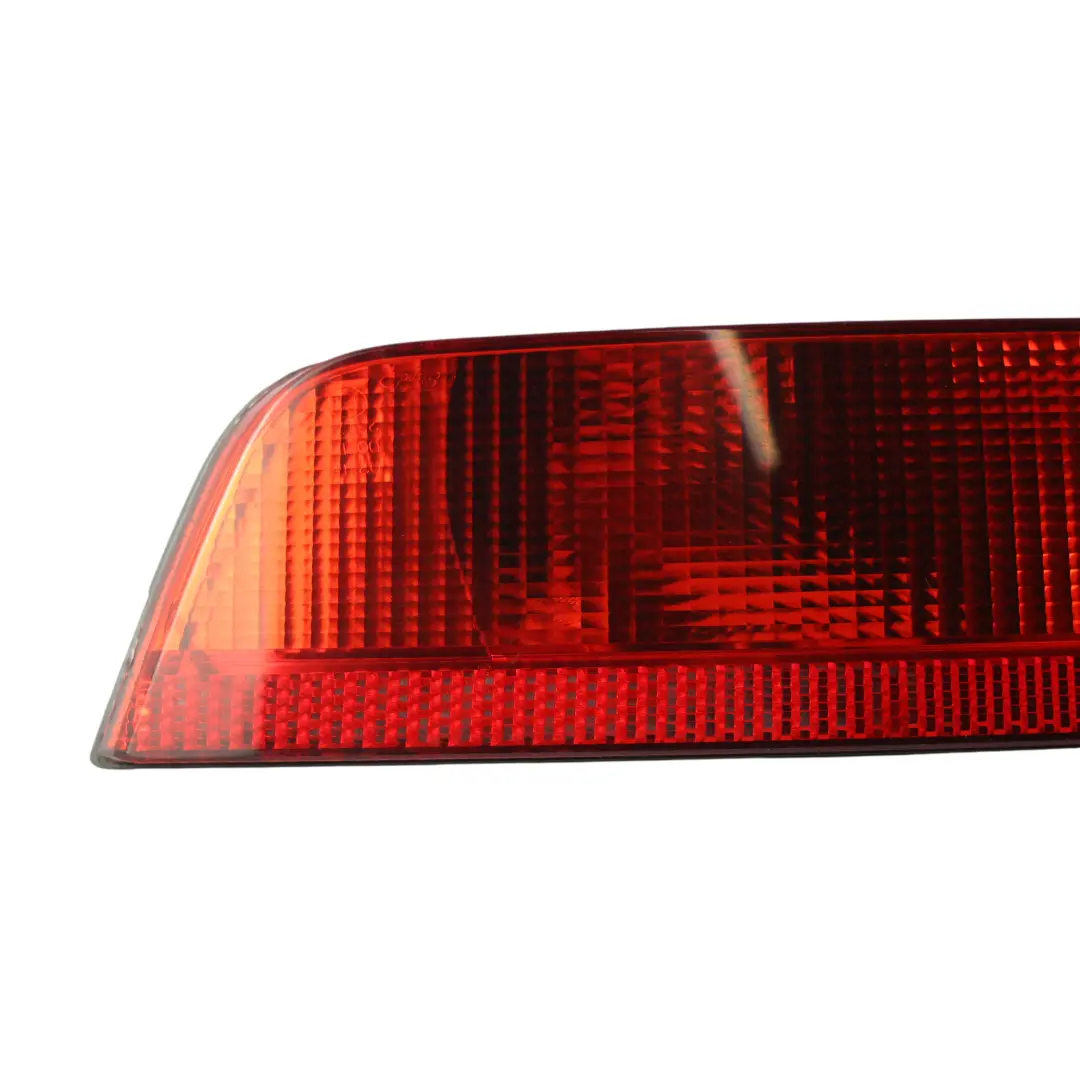 MK1 Luce Fendinebbia Posteriore Destra per Ford Kuga con numero di parte 8V41-15K272-AB Ford Kuga MK1 Luce Fendinebbia Posteriore Destra - SKU 8V41-15K272-AB - Numero di parte 8V41-15K272-AB