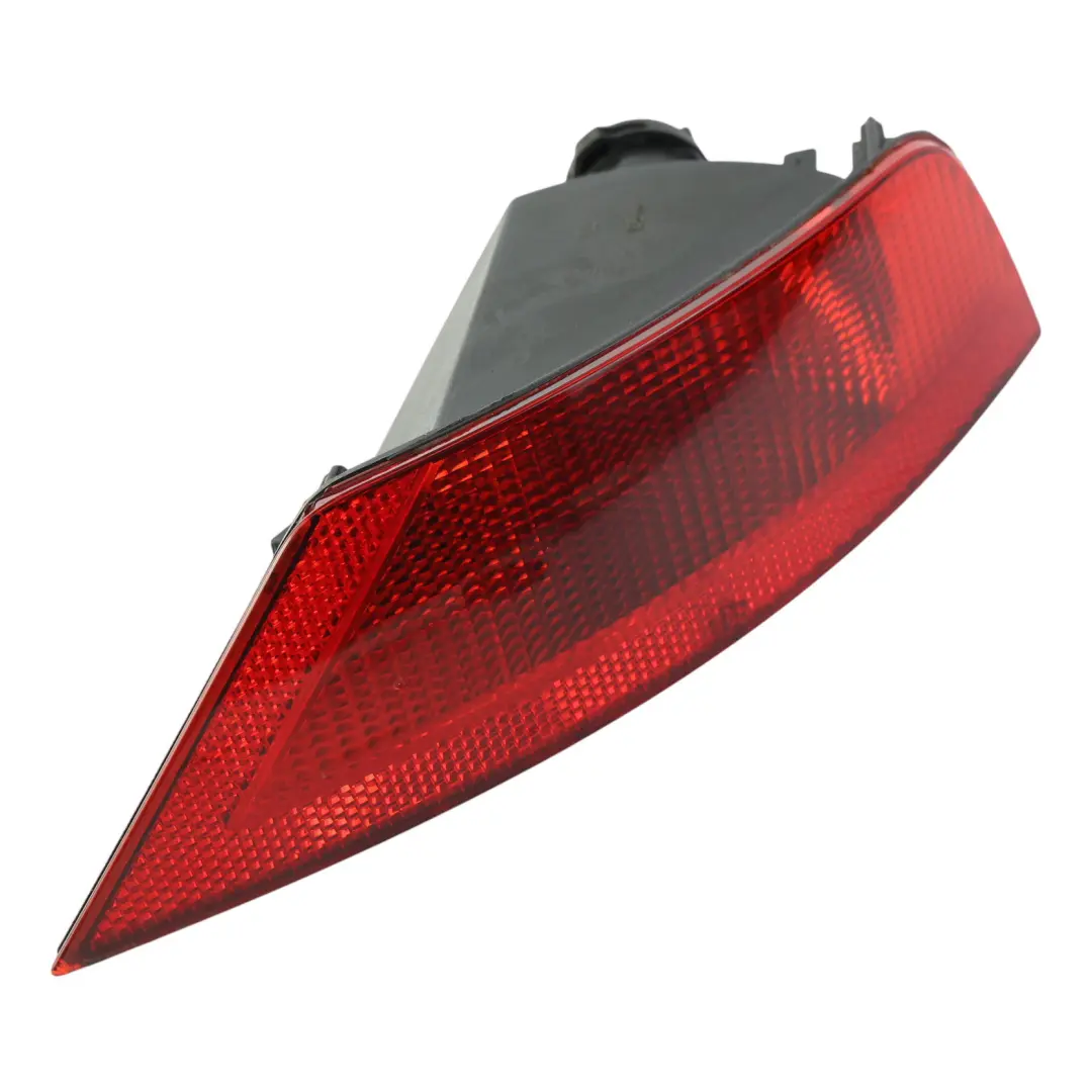 Ford Kuga Mk1 Lampa Przeciwmgielna Tylna Lewy Tył - SKU 8V41-15K273-AB - Numer Części 8V41-15K273-AB
