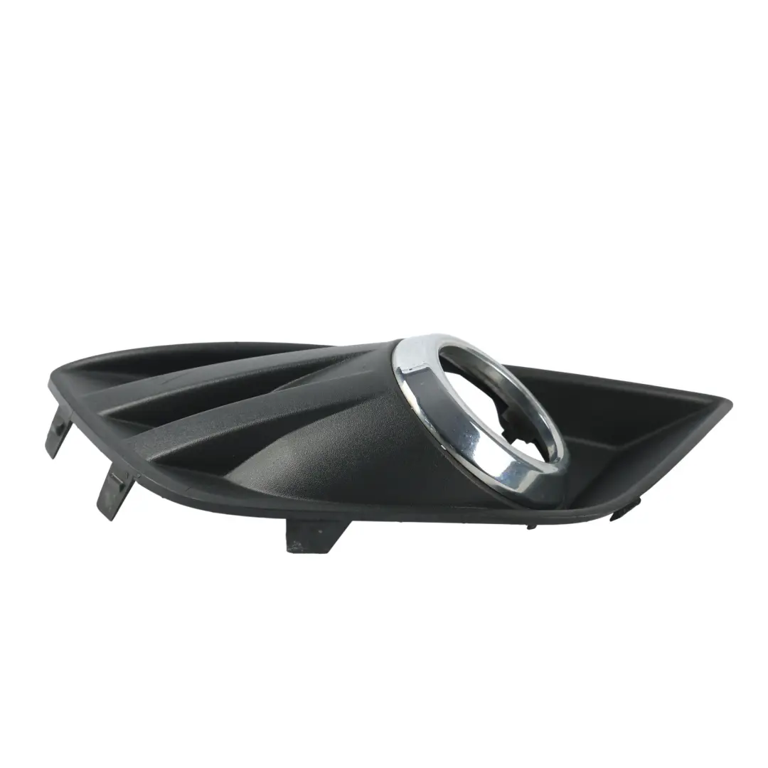 Ford Kuga C3694 Griglia Paraurti Anteriore Fendinebbia Destro - SKU 8V41-19952-A - Numero di parte 8V41-19952-A