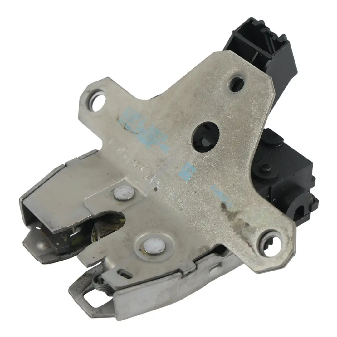 C394 Attuatore Serratura Portellone per Ford Kuga con numero di parte 8V41-S442A66-AG Ford Kuga C394 Attuatore Serratura Portellone - SKU 8V41-S442A66-AG - Numero di parte 8V41-S442A66-AG