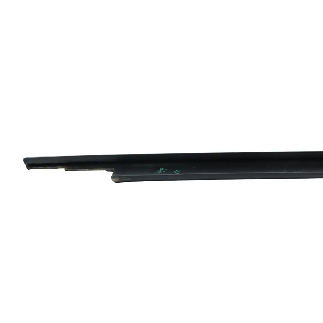 Audi A3 8V Guarnizione Sigillo Vetro Porta Posteriore Sinistra - SKU 8V4839477 - Numero di parte 8V4839477