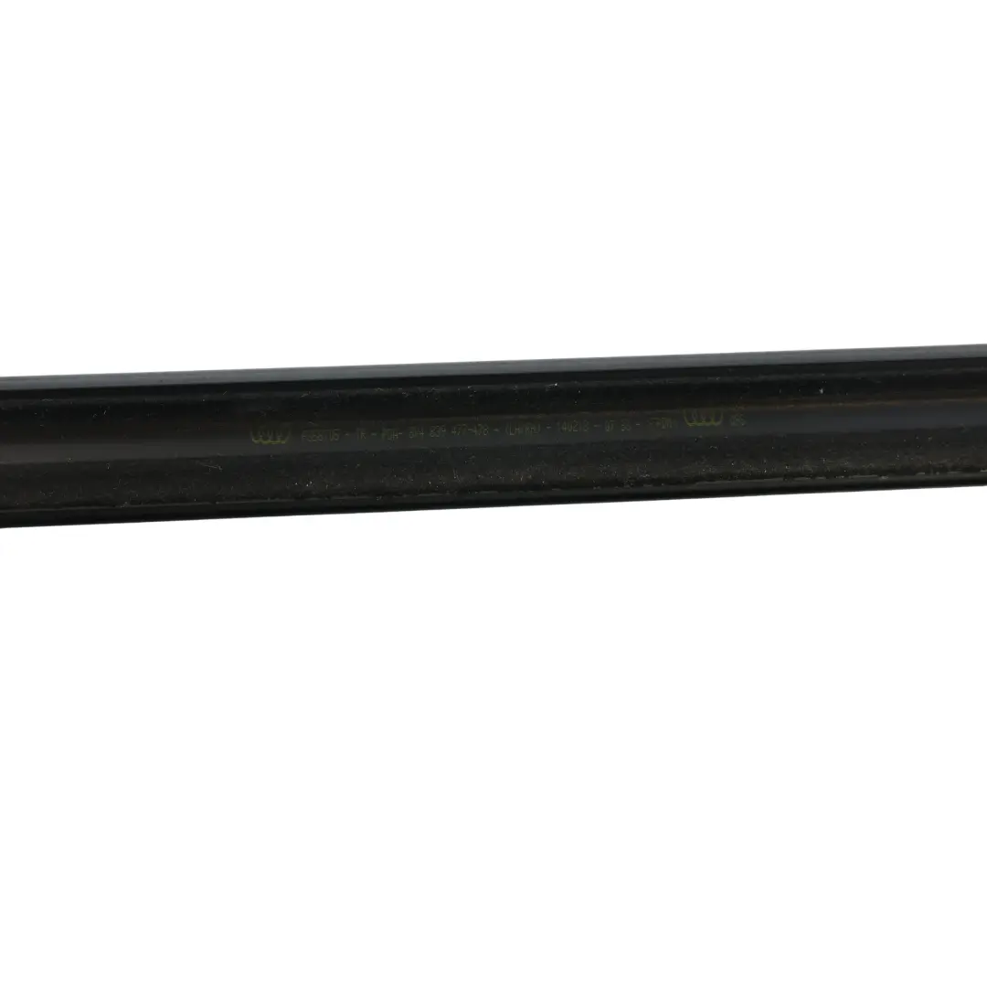 Hintertür Fenster Dichtung Gummi Links für Audi A3 8V mit Teilenummer 8V4839477 Audi A3 8V Hintertür Fenster Dichtung Gummi Links - SKU 8V4839477 - Teilenummer 8V4839477