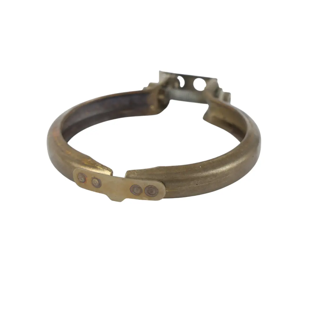 Abgasrohr Schelle Halter Verbinder 3.0 TDI für Audi A5 F5 A6 C7 C8 mit Teilenummer 8W0253725F Audi A5 F5 A6 C7 C8 Abgasrohr Schelle Halter Verbinder 3.0 TDI - SKU 8W0253725F - Teilenummer 8W0253725F