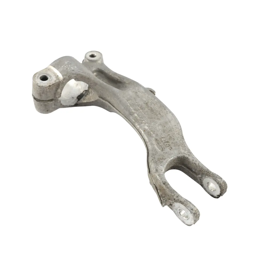 Widelec Mocowanie Amortyzatora Przedniego Lewy do Audi A4 B9 A5 F5 o numerze 8W0413037G Audi A4 B9 A5 F5 Widelec Mocowanie Amortyzatora Przedniego Lewy - SKU 8W0413037G - Numer Części 8W0413037G