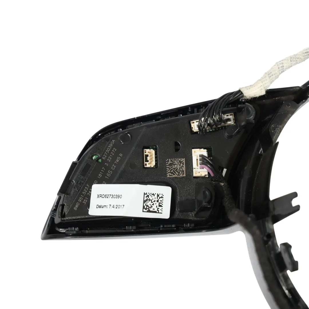 Copertura Pulsante Interruttore Multifunzione Volante per Audi A3 8V con numero di parte 8W0419689 Audi A3 8V Copertura Pulsante Interruttore Multifunzione Volante - SKU 8W0419689-1 - Numero di parte 8W0419689