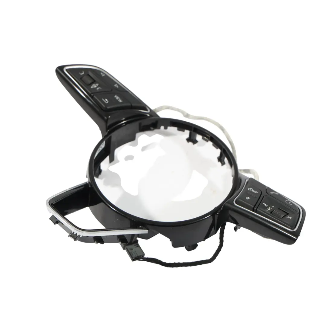 Copertura Pulsante Interruttore Multifunzione Volante per Audi A3 8V con numero di parte 8W0419689 Audi A3 8V Copertura Pulsante Interruttore Multifunzione Volante - SKU 8W0419689-1 - Numero di parte 8W0419689