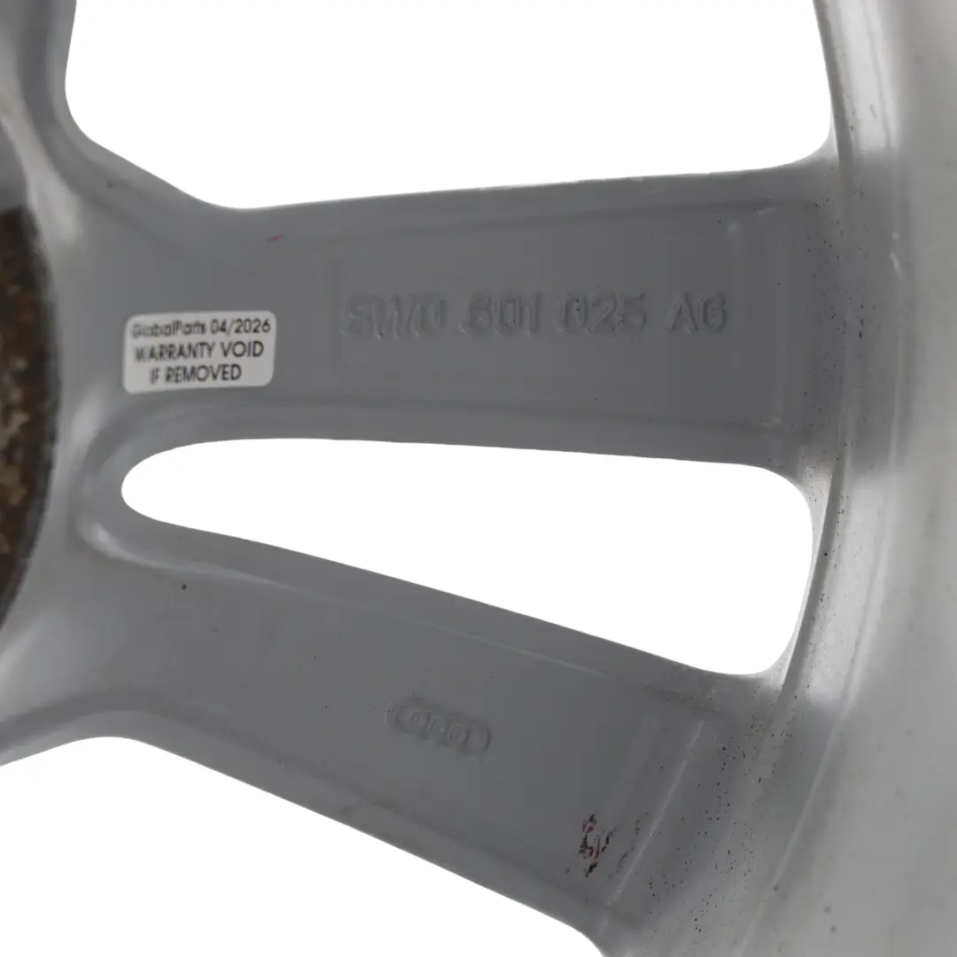 Alu Felge 17" 7.5J ET:29 Stern Speiche für Audi A5 F5 S5 mit Teilenummer 8W0601025AG Audi A5 F5 S5 Alu Felge 17" 7.5J ET:29 Stern Speiche - SKU 8W0601025AG-1 - Teilenummer 8W0601025AG