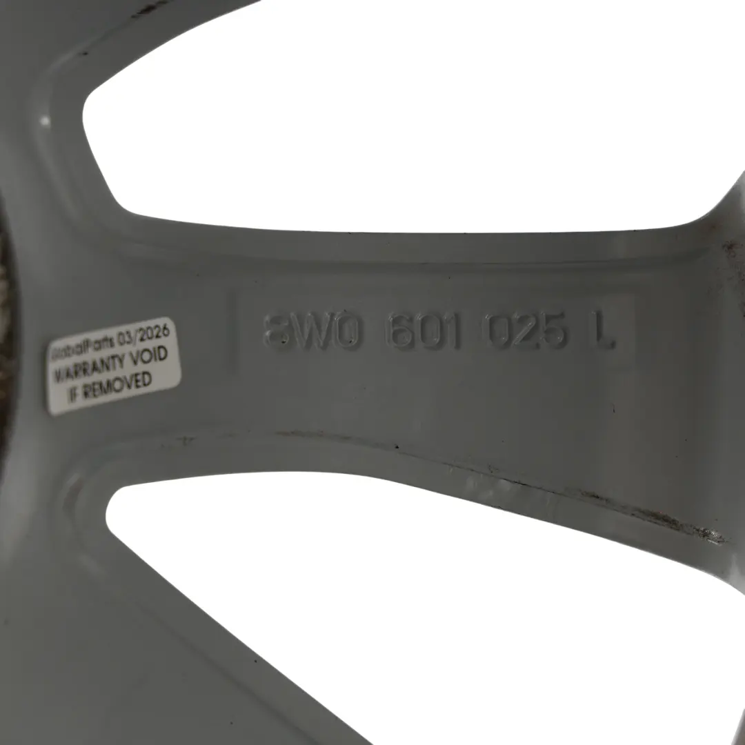 Audi A4 B9 8W Felga Aluminiowa Srebrna 17" 7J ET:38 10-Ramienna - SKU 8W0601025L-2 - Numer Części 8W0601025L