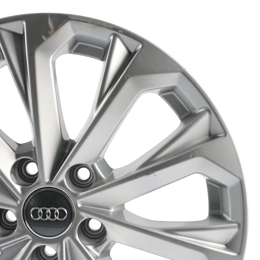 Audi A4 B9 8W Felga Aluminiowa Srebrna 17" 7J ET:38 10-Ramienna - SKU 8W0601025L-2 - Numer Części 8W0601025L