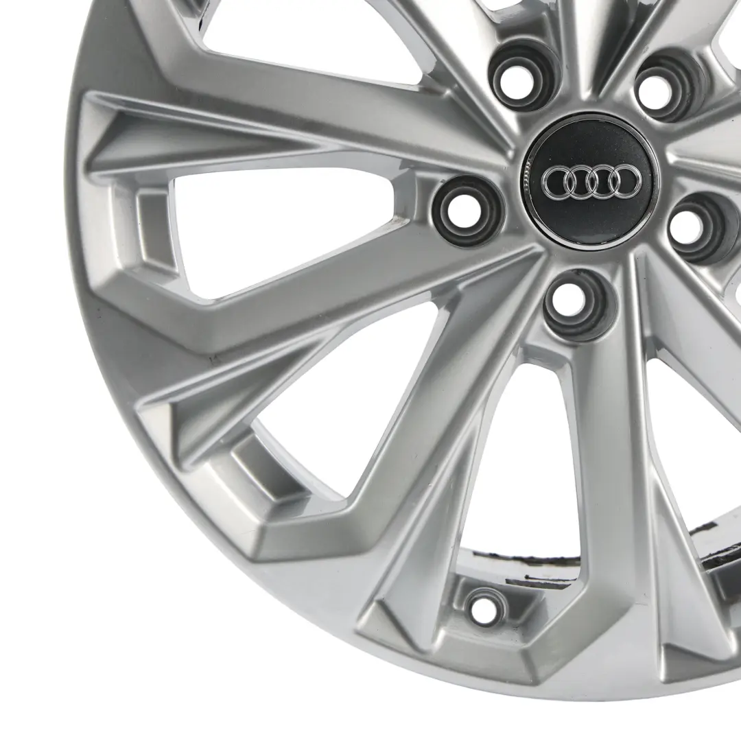 Audi A4 B9 8W Felga Aluminiowa Srebrna 17" 7J ET:38 10-Ramienna - SKU 8W0601025L-2 - Numer Części 8W0601025L