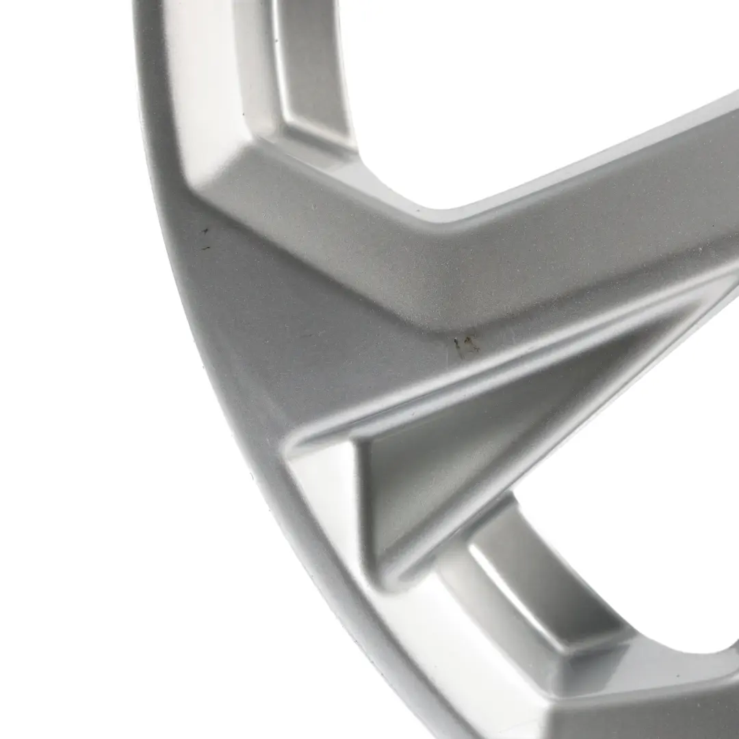 Cerchio In Lega Argento 17" 7J ET:38 10 Razze per Audi A4 B9 8W con numero di parte 8W0601025L Audi A4 B9 8W Cerchio In Lega Argento 17" 7J ET:38 10 Razze - SKU 8W0601025L-2 - Numero di parte 8W0601025L