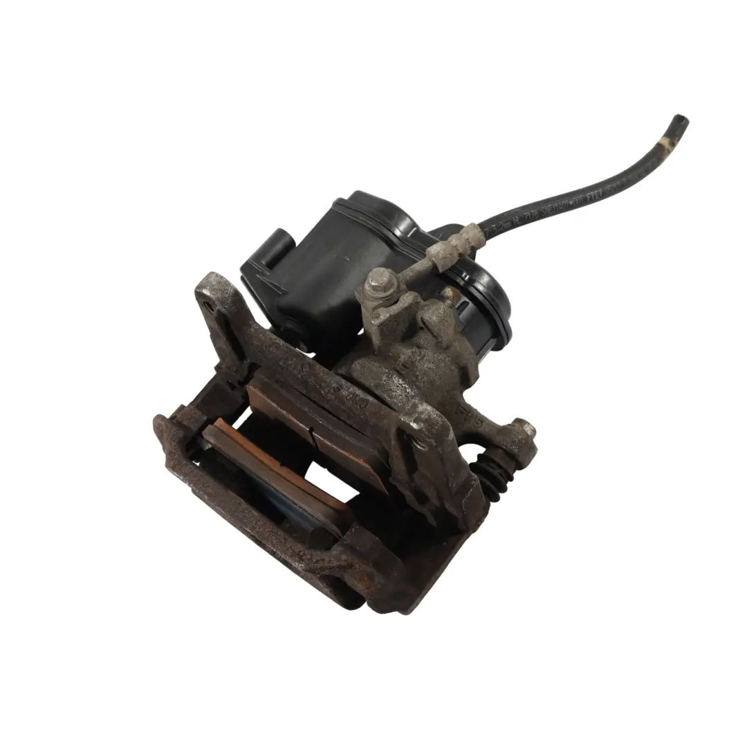 Supporto Pinza Freno Elettrica Posteriore Sinistra per Audi A4 B9 A5 F5 con numero di parte 8W0615403A Audi A4 B9 A5 F5 Supporto Pinza Freno Elettrica Posteriore Sinistra - SKU 8W0615403A - Numero di parte 8W0615403A