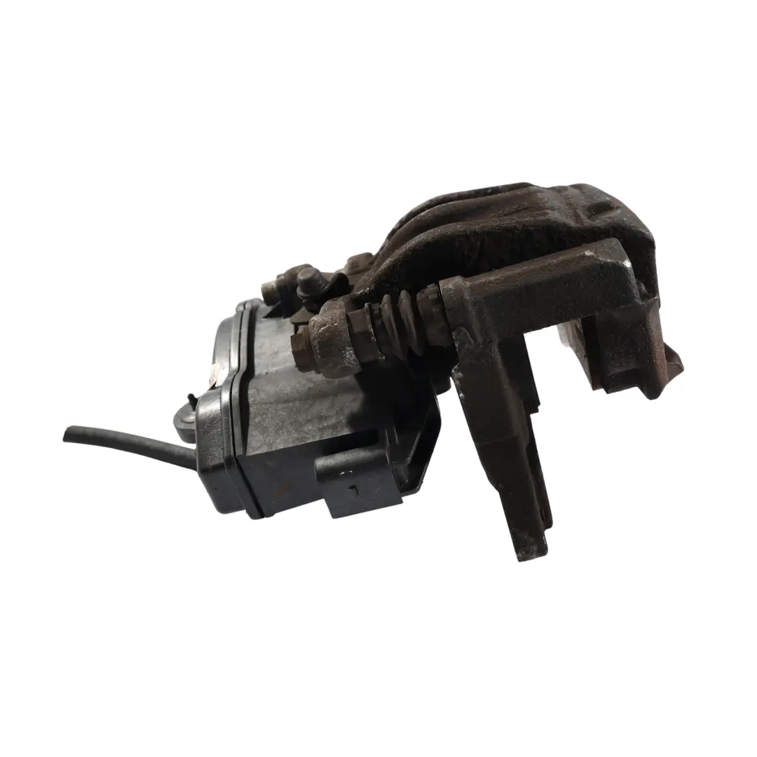 Audi A4 B9 A5 F5 Zacisk Hamulcowy Tylny Prawy Tył - SKU 8W0615404A - Numer Części 8W0615404A