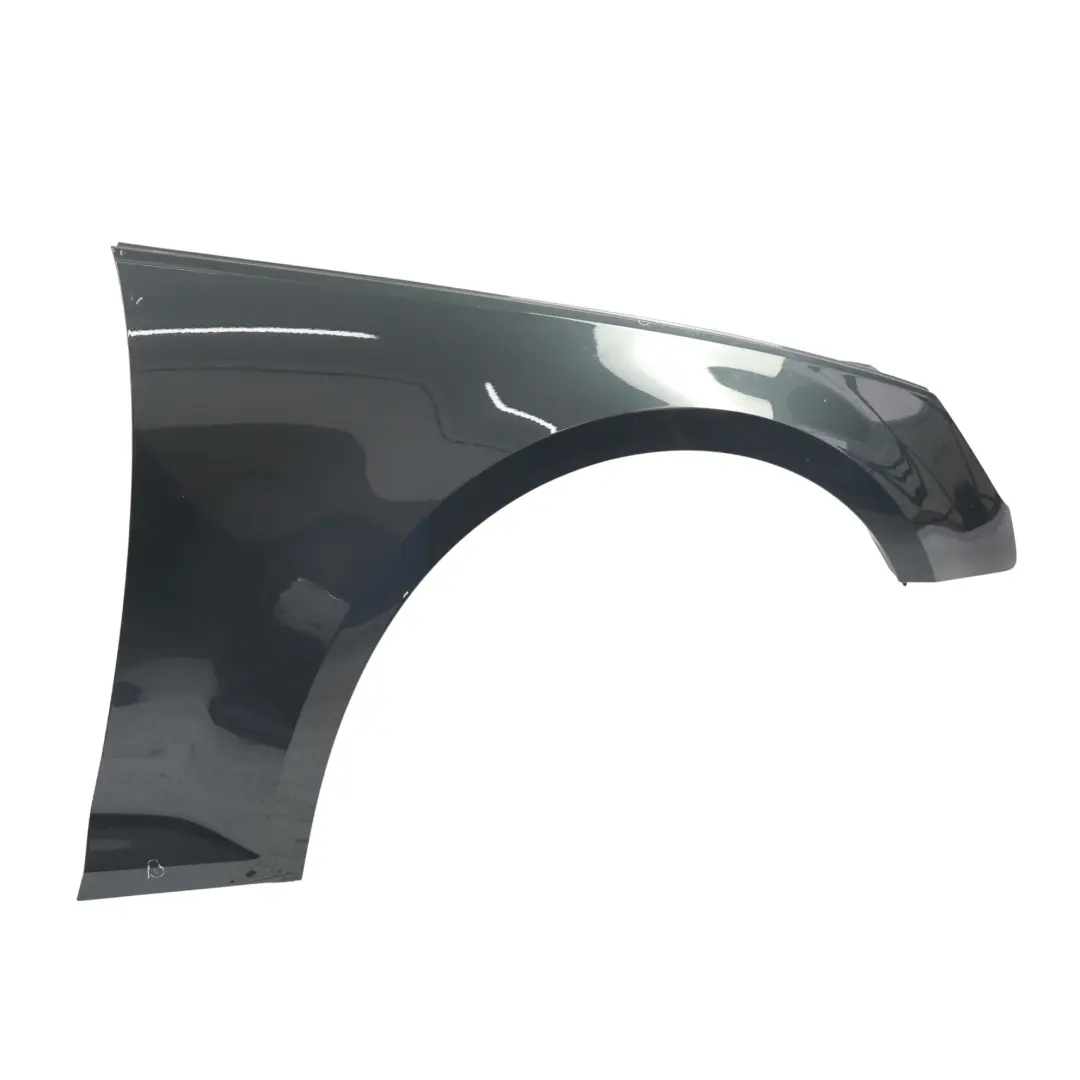 Audi A4 B9 Kotflügel Vorne Rechts Manhattan Grau Metallic X7L - SKU 8W0821106A-MAGR - Teilenummer 8W0821106A