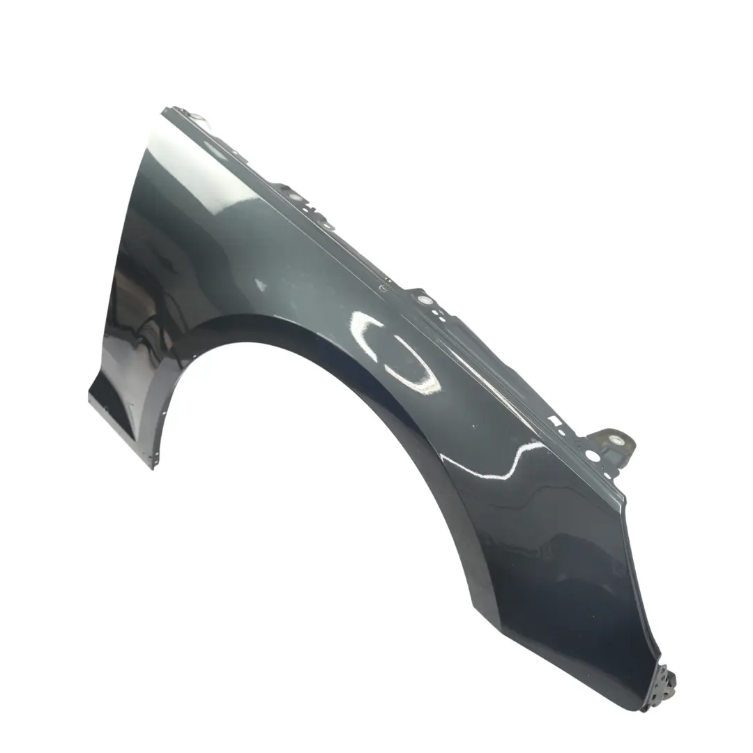 Audi A4 B9 Kotflügel Vorne Rechts Manhattan Grau Metallic X7L - SKU 8W0821106A-MAGR - Teilenummer 8W0821106A