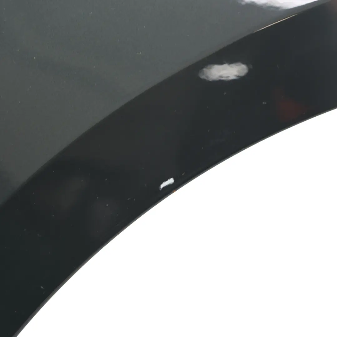 Guardabarros Delantero Derecho Gris Manhattan Metalico X7L para Audi A4 B9 con número de pieza 8W0821106A Audi A4 B9 Guardabarros Delantero Derecho Gris Manhattan Metalico X7L - SKU 8W0821106A-MAGR - Número de pieza 8W0821106A