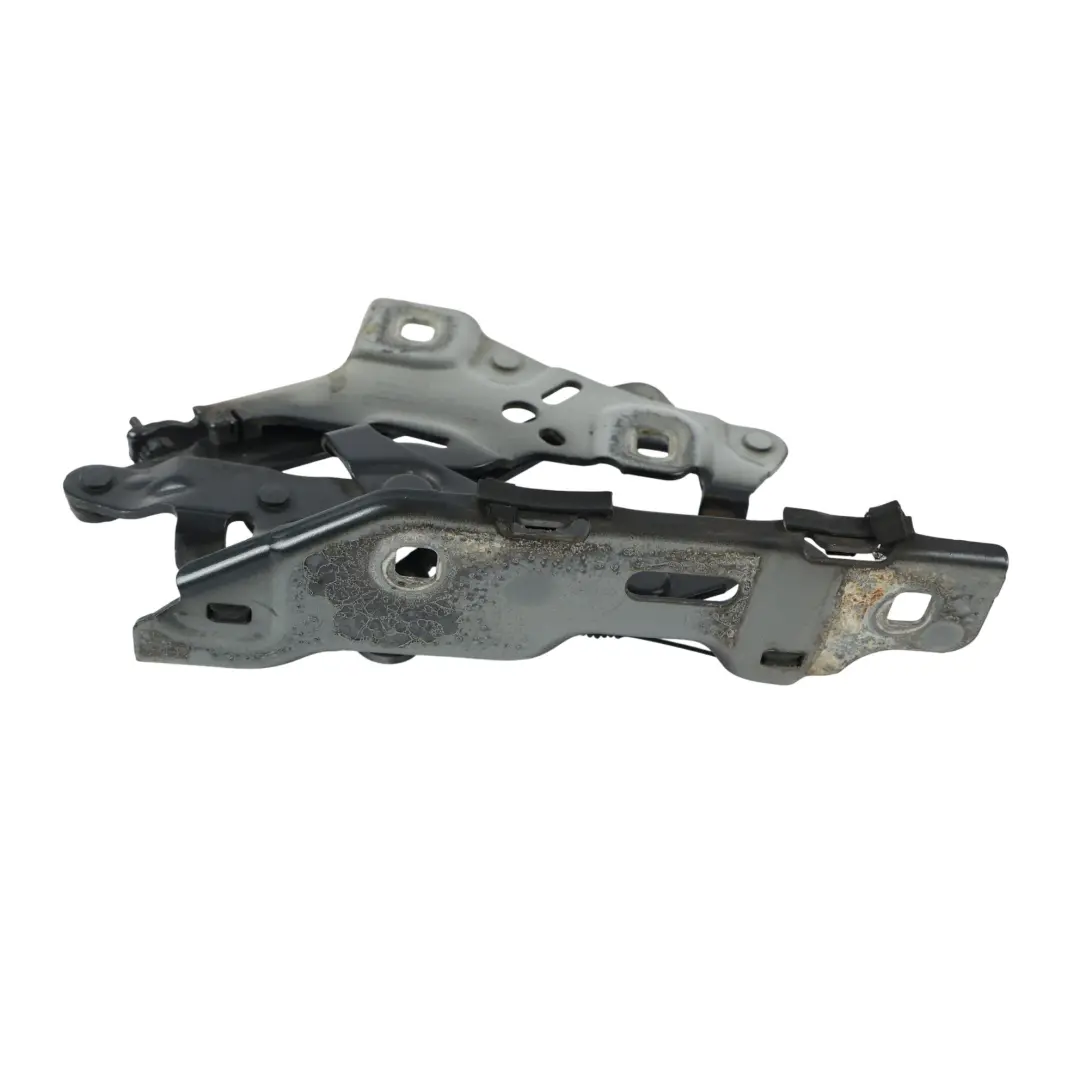 Motorhaube Scharnier Rechts Manhattan Grau X7L für Audi A4 B9 mit Teilenummer 8W0823302E Audi A4 B9 Motorhaube Scharnier Rechts Manhattan Grau X7L - SKU 8W0823302E-MAGR - Teilenummer 8W0823302E