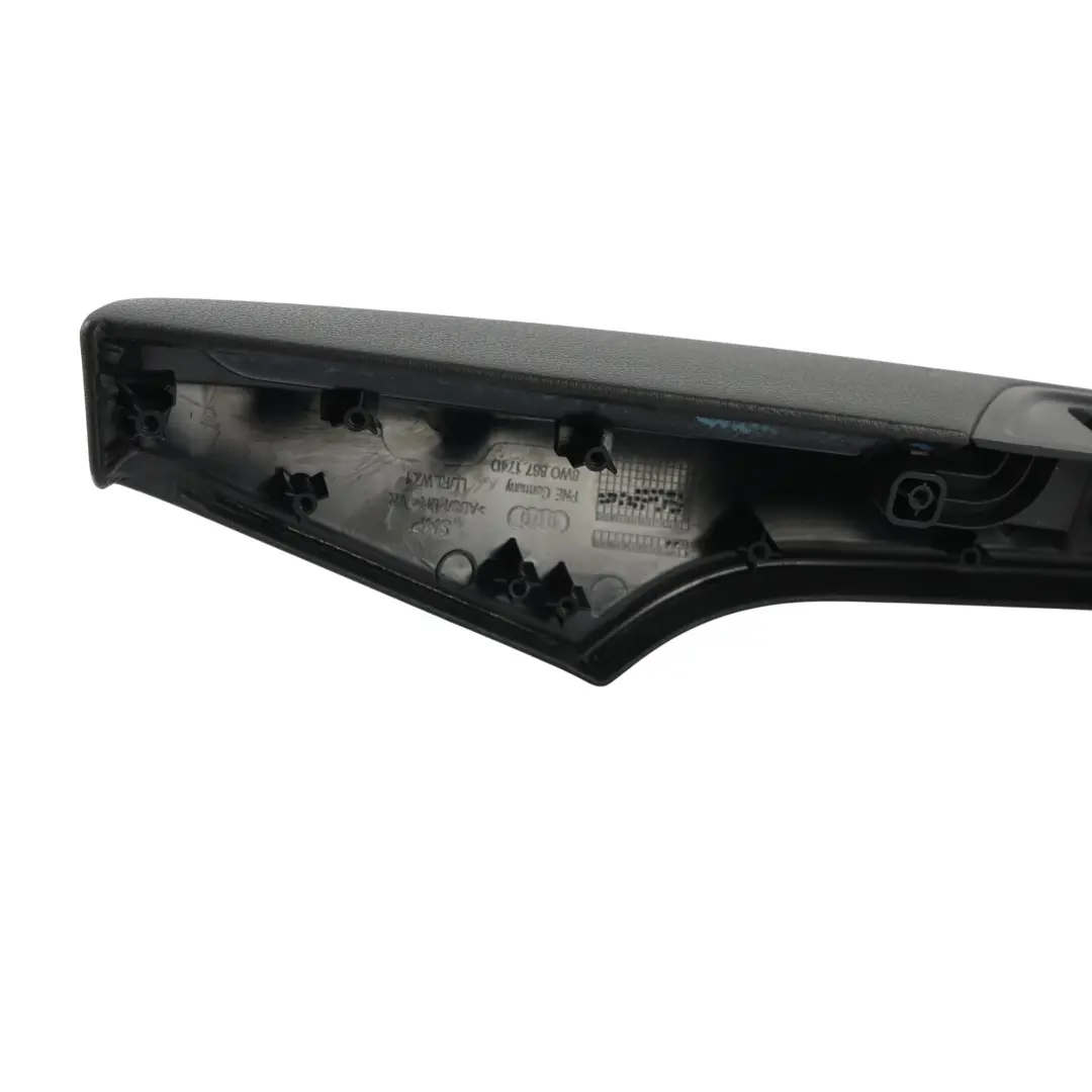 Rivestimento Bracciolo Porta Anteriore Destro Nero per Audi A5 S5 F5 con numero di parte 8W0867174D Audi A5 S5 F5 Rivestimento Bracciolo Porta Anteriore Destro Nero - SKU 8W0867174D - Numero di parte 8W0867174D