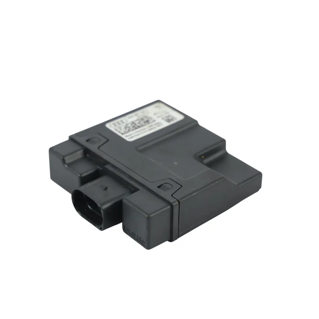 Centralina Controllo Produzione Suono Motore per Audi A4 B9 A5 F5 con numero di parte 8W0907160A Audi A4 B9 A5 F5 Centralina Controllo Produzione Suono Motore - SKU 8W0907160A - Numero di parte 8W0907160A