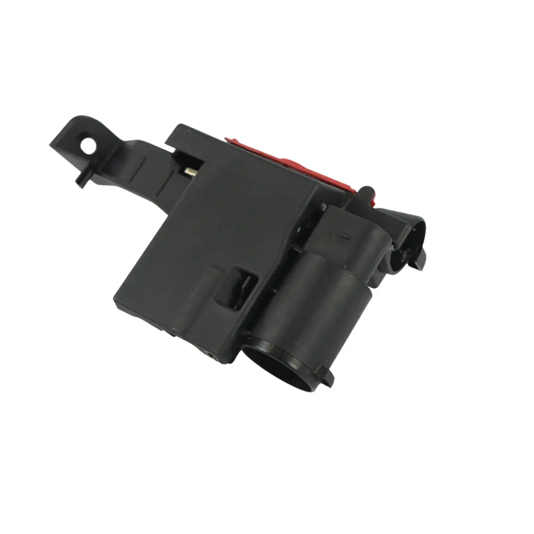Coperchio Terminale Batteria Positivo Connettore per Audi A4 B9 A5 F5 con numero di parte 8W0941823H Audi A4 B9 A5 F5 Coperchio Terminale Batteria Positivo Connettore - SKU 8W0941823H - Numero di parte 8W0941823H