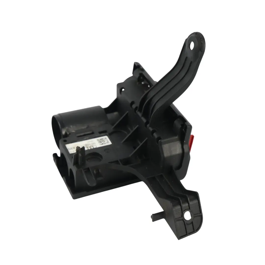 Batterie Plus Pol Deckel Anschluss für Audi A4 B9 A5 F5 mit Teilenummer 8W0941823H Audi A4 B9 A5 F5 Batterie Plus Pol Deckel Anschluss - SKU 8W0941823H - Teilenummer 8W0941823H