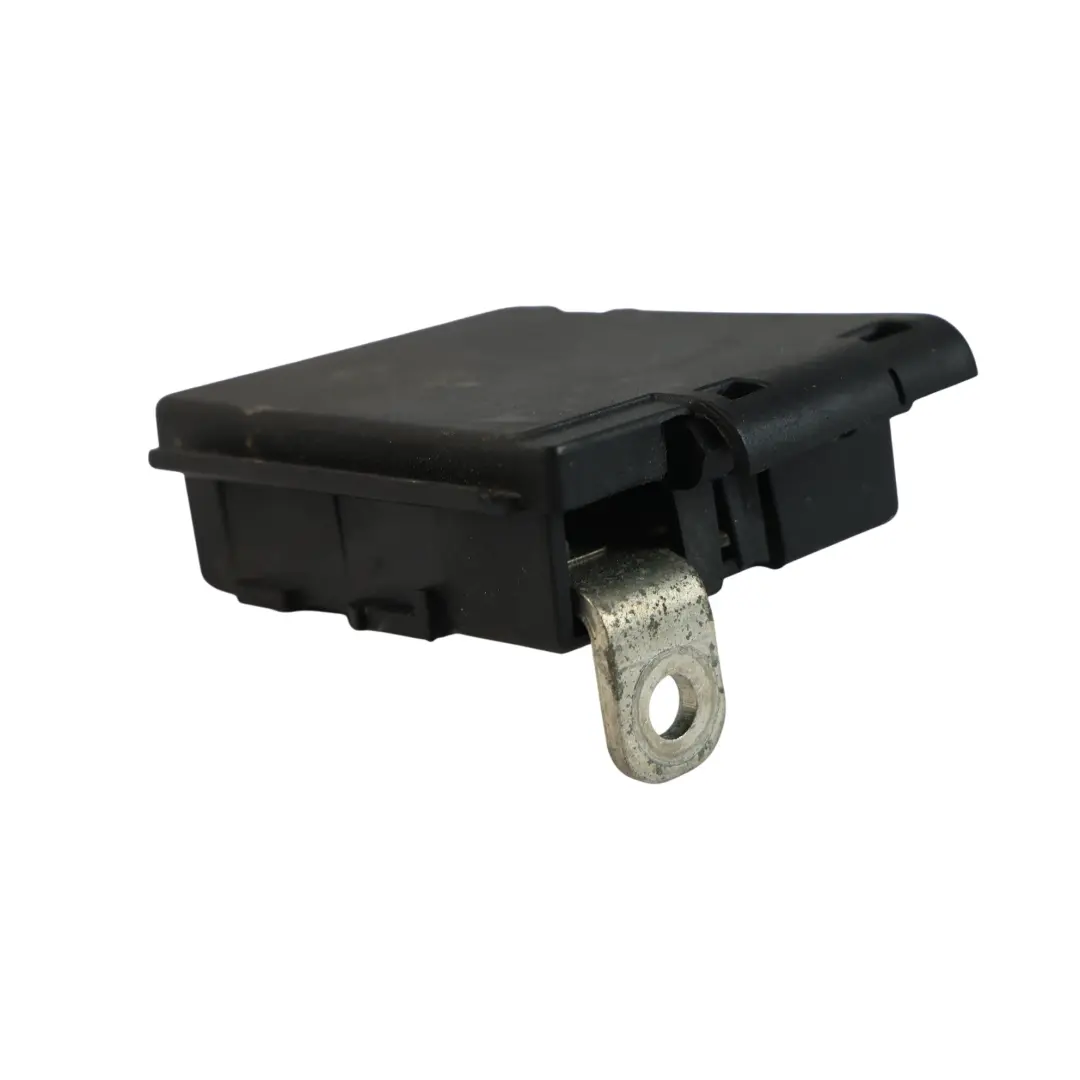 Distribution Fuse Box Control Module to Audi A4 B9 A5 F5 Power with Part number 8W0941824AN Audi A4 B9 A5 F5 Power Distribution Fuse Box Control Module - SKU 8W0941824AN - Part number 8W0941824AN