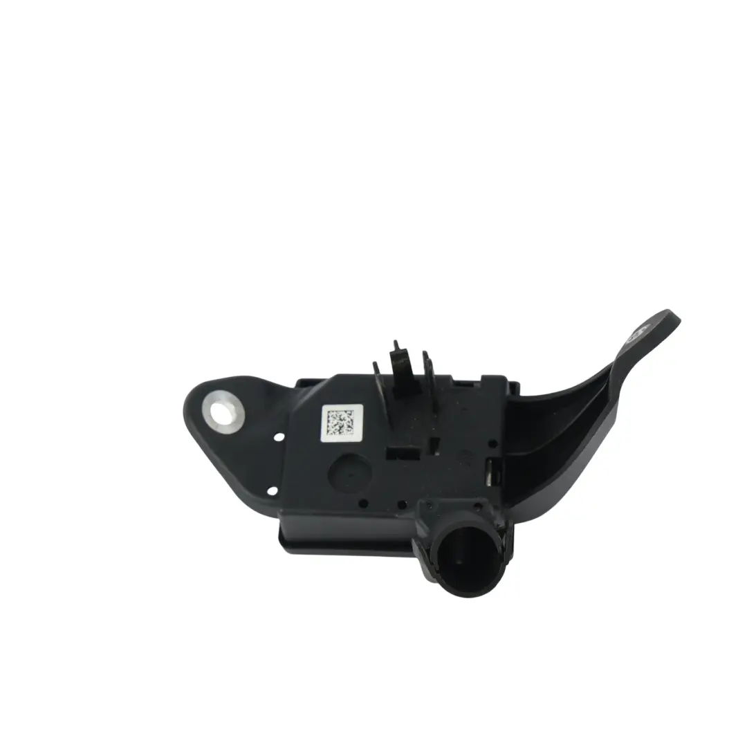 Fuse Box Battery Terminal Housing 3.0 TDI to Audi A4 B9 A5 F5 with Part number 8W0941828 Audi A4 B9 A5 F5 Fuse Box Battery Terminal Housing 3.0 TDI - SKU 8W0941828 - Part number 8W0941828