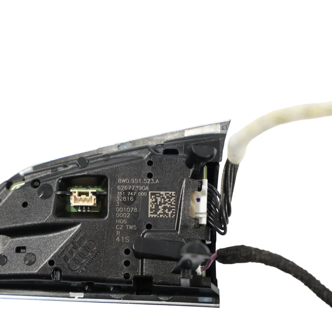 Audi A4 B9 Set Interruttore Pulsante Multifunzione Volante - SKU 8W0951523A - Numero di parte 8W0951523A