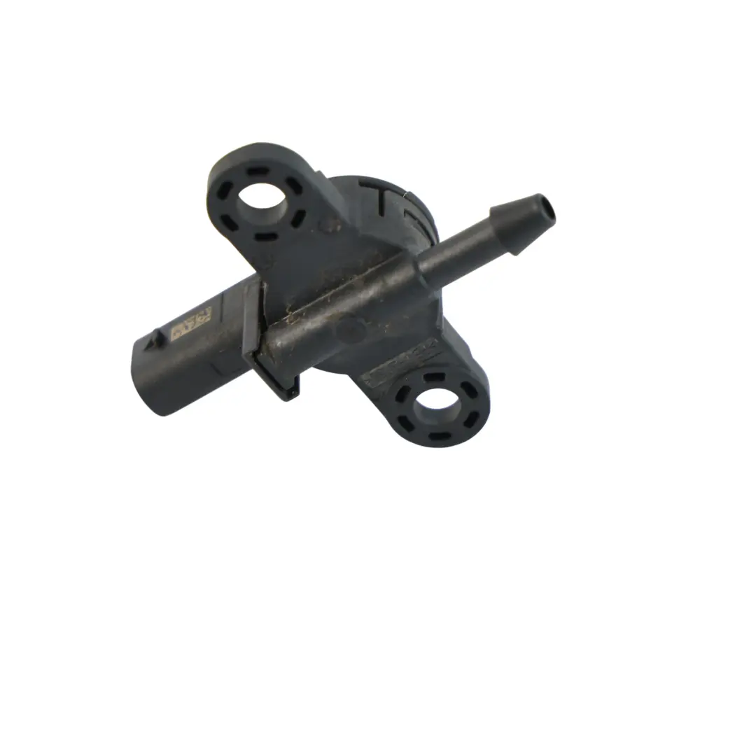 Audi A4 B9 A5 F5 Sensore Pressione Sistema Protezione Pedoni - SKU 8W0959121B - Numero di parte 8W0959121B