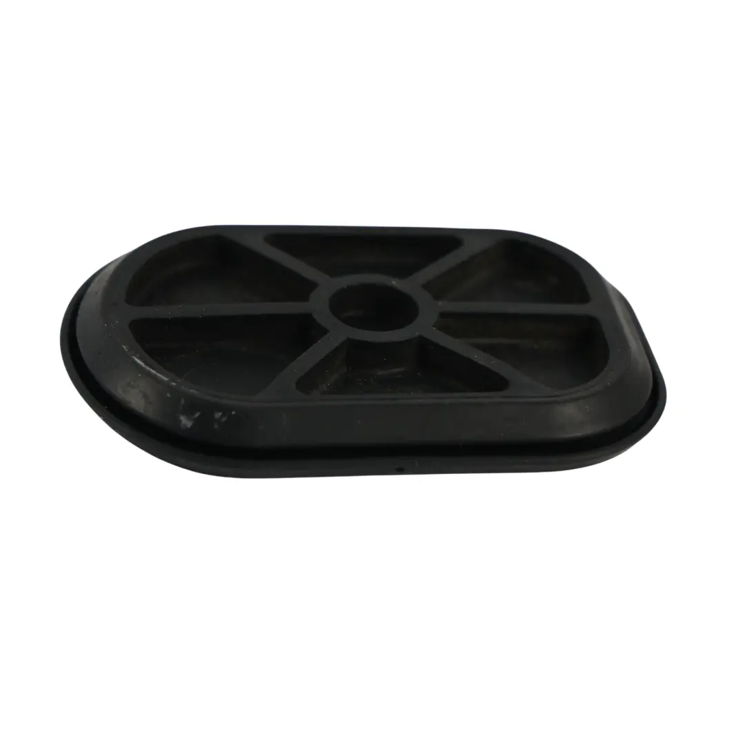 Zaślepka Osłona Podwozia do Audi A4 B9 A5 F5 o numerze 8W0971908 Audi A4 B9 A5 F5 Zaślepka Osłona Podwozia - SKU 8W0971908 - Numer Części 8W0971908