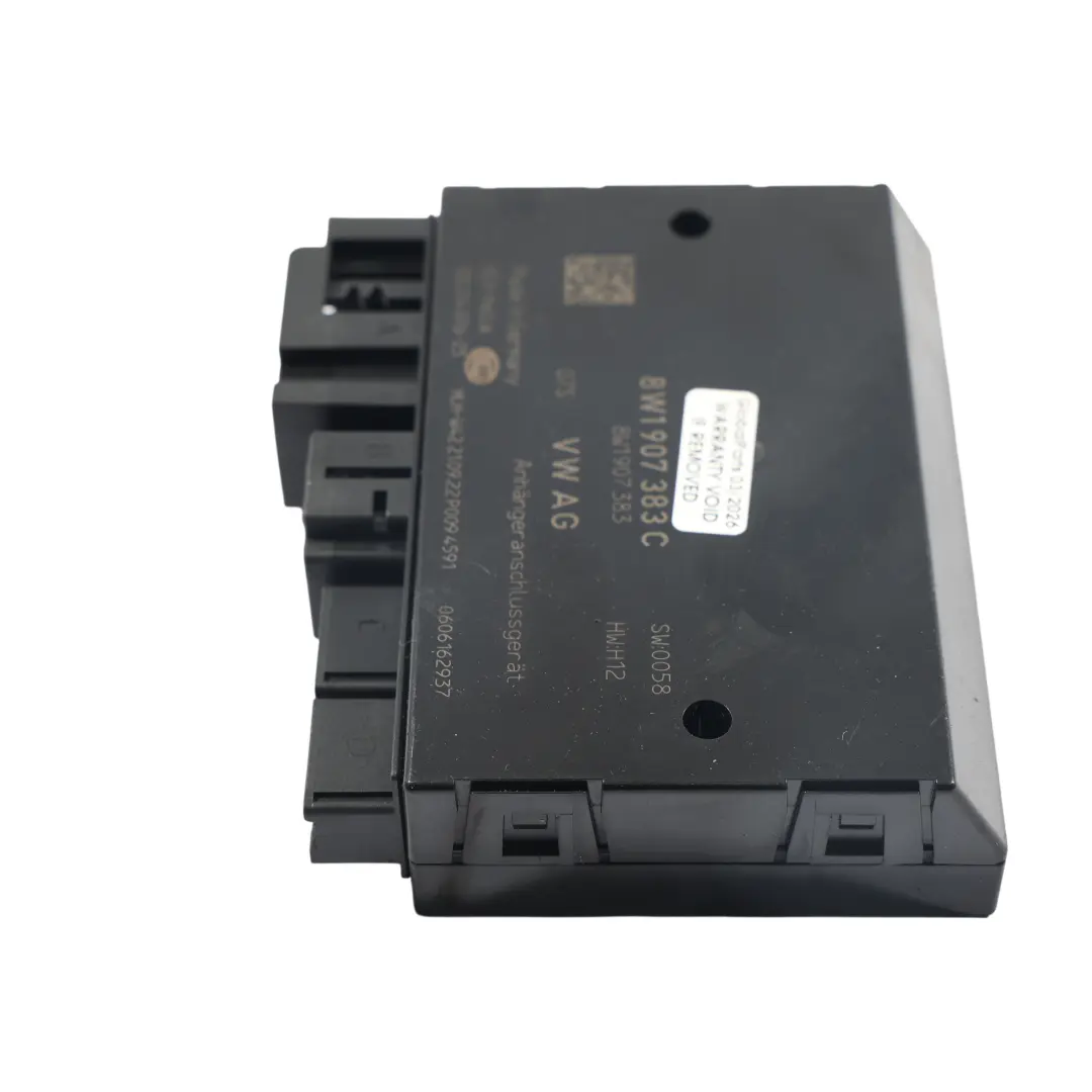 Module ECU Commande Attelage Remorque pour Audi A4 B9 Q5 FY à propos du numéro de pièce 8W1907383C Audi A4 B9 Q5 FY Module ECU Commande Attelage Remorque - SKU 8W1907383C - Numéro de pièce 8W1907383C