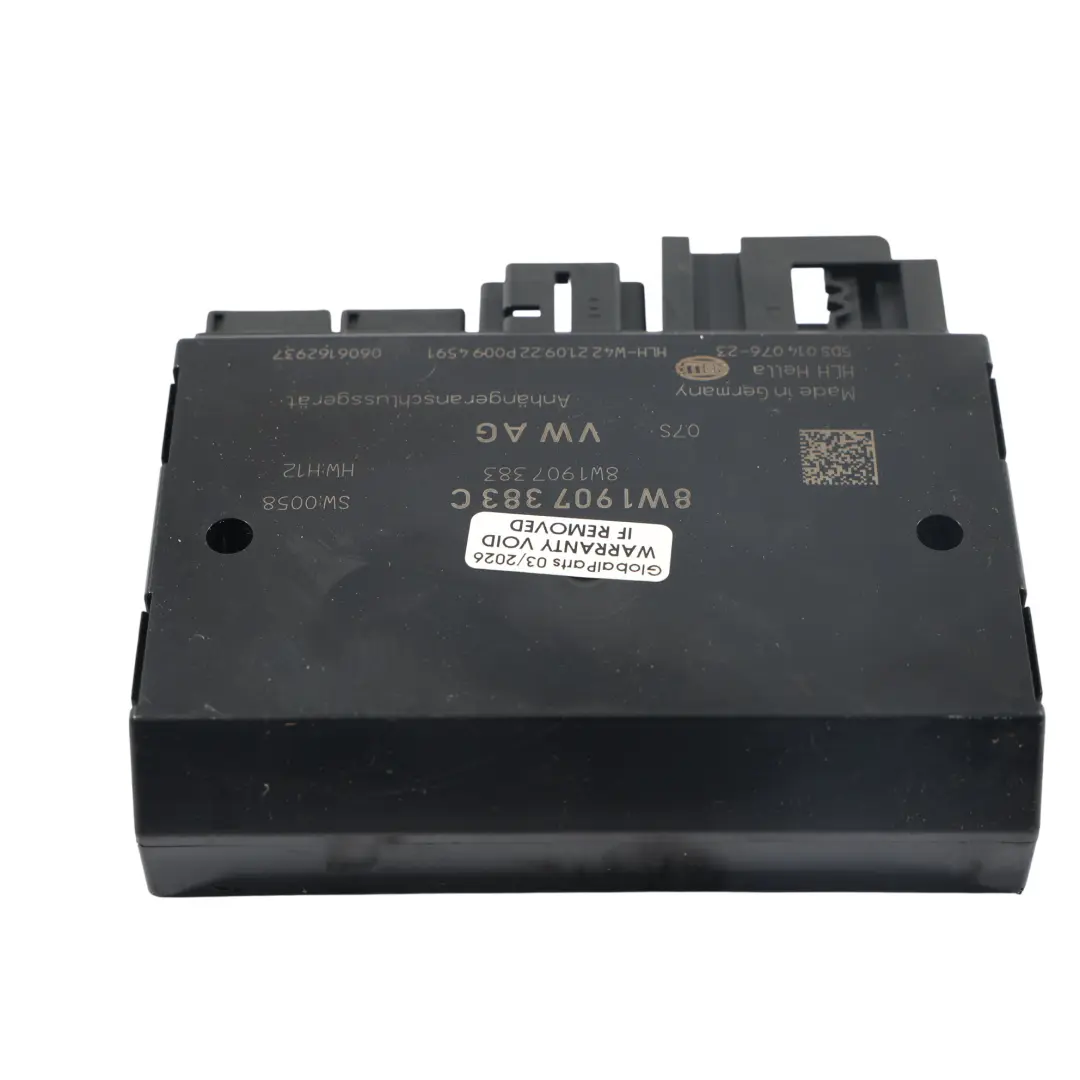 Trailer Tow Bar Hitch Control Module ECU to Audi A4 B9 Q5 FY with Part number 8W1907383C Audi A4 B9 Q5 FY Trailer Tow Bar Hitch Control Module ECU - SKU 8W1907383C - Part number 8W1907383C