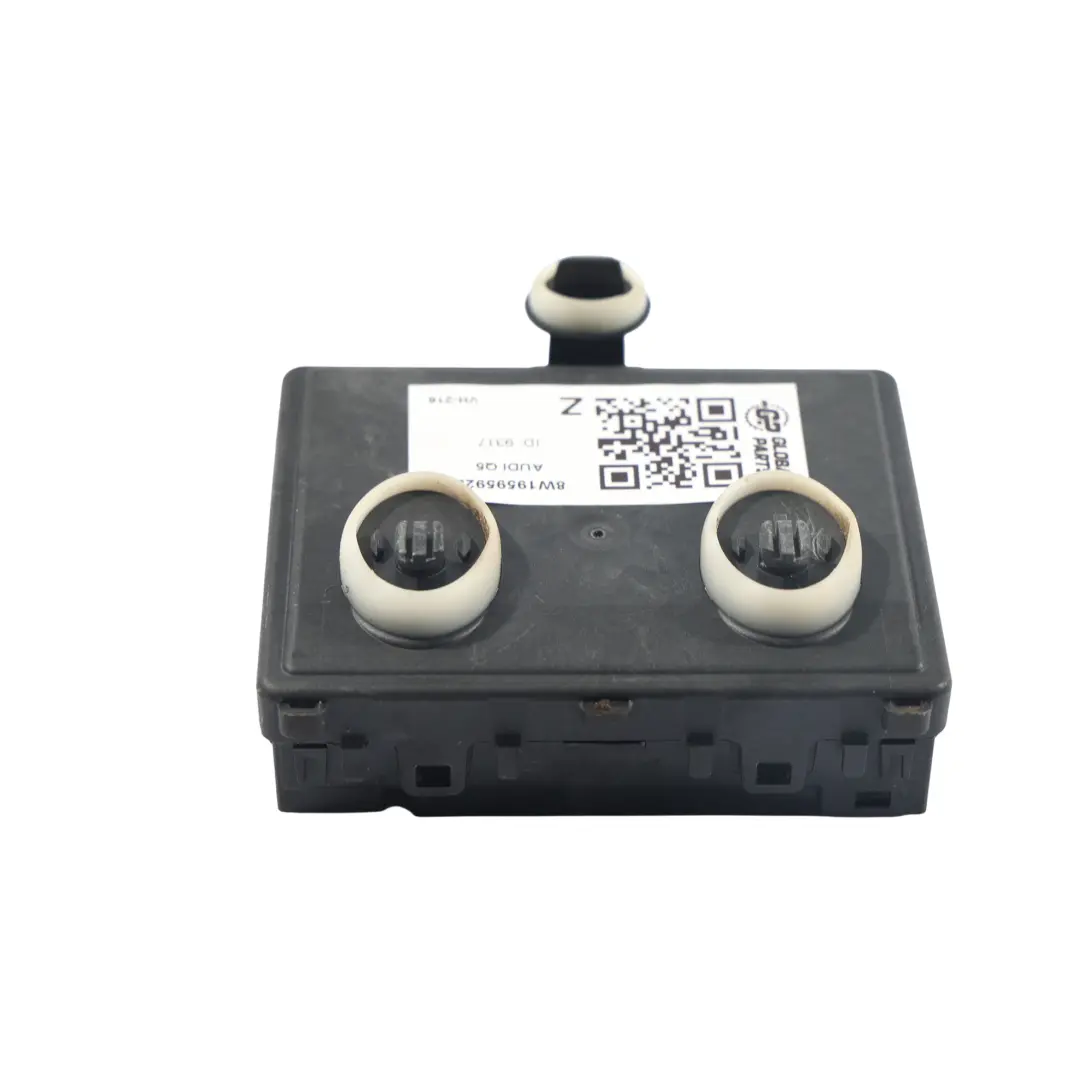 Türsteuergerät Vorne Beifahrerseite 8W1959592D für Audi Q5 FY mit Teilenummer 8W1959592J Audi Q5 FY Türsteuergerät Vorne Beifahrerseite 8W1959592D - SKU 8W1959592J - Teilenummer 8W1959592J
