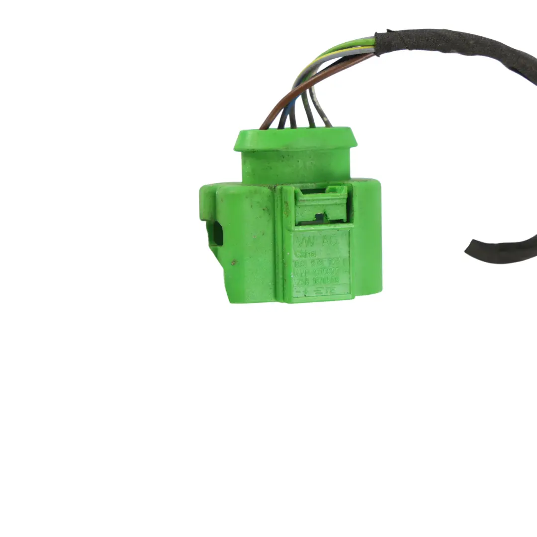 Connettore Filo Fanale Posteriore Esterno Sinistro per Audi A4 B9 con numero di parte 8W5945069A Audi A4 B9 Connettore Filo Fanale Posteriore Esterno Sinistro - SKU 8W5945069A-1 - Numero di parte 8W5945069A