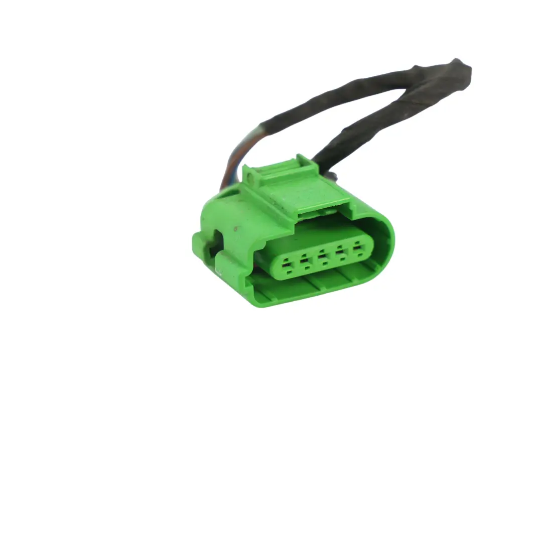 Złącze Przewód Wiązka Zewnętrznej Lampy Tylnej Lewa do Audi A4 B9 o numerze 8W5945069A Audi A4 B9 Złącze Przewód Wiązka Zewnętrznej Lampy Tylnej Lewa - SKU 8W5945069A-1 - Numer Części 8W5945069A