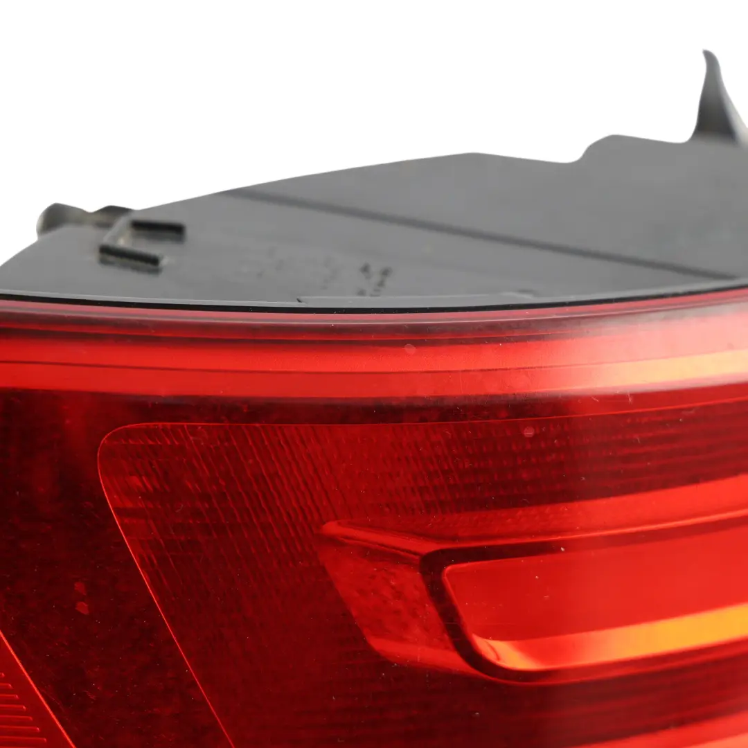 Audi A4 B9 Saloon Rear Tail Light Lamp Outer Tailgate Left N/S - SKU 8W5945069A - Part number 8W5945069A