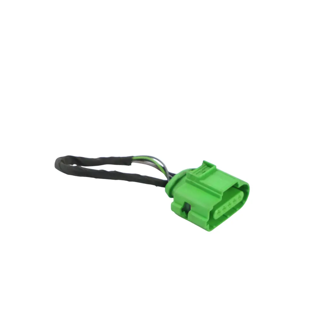 Connecteur Feu Arrière Extérieur Droit 8W5945076A pour Audi A4 B9 à propos du numéro de pièce 8W5945070A Audi A4 B9 Connecteur Feu Arrière Extérieur Droit 8W5945076A - SKU 8W5945070A-1 - Numéro de pièce 8W5945070A