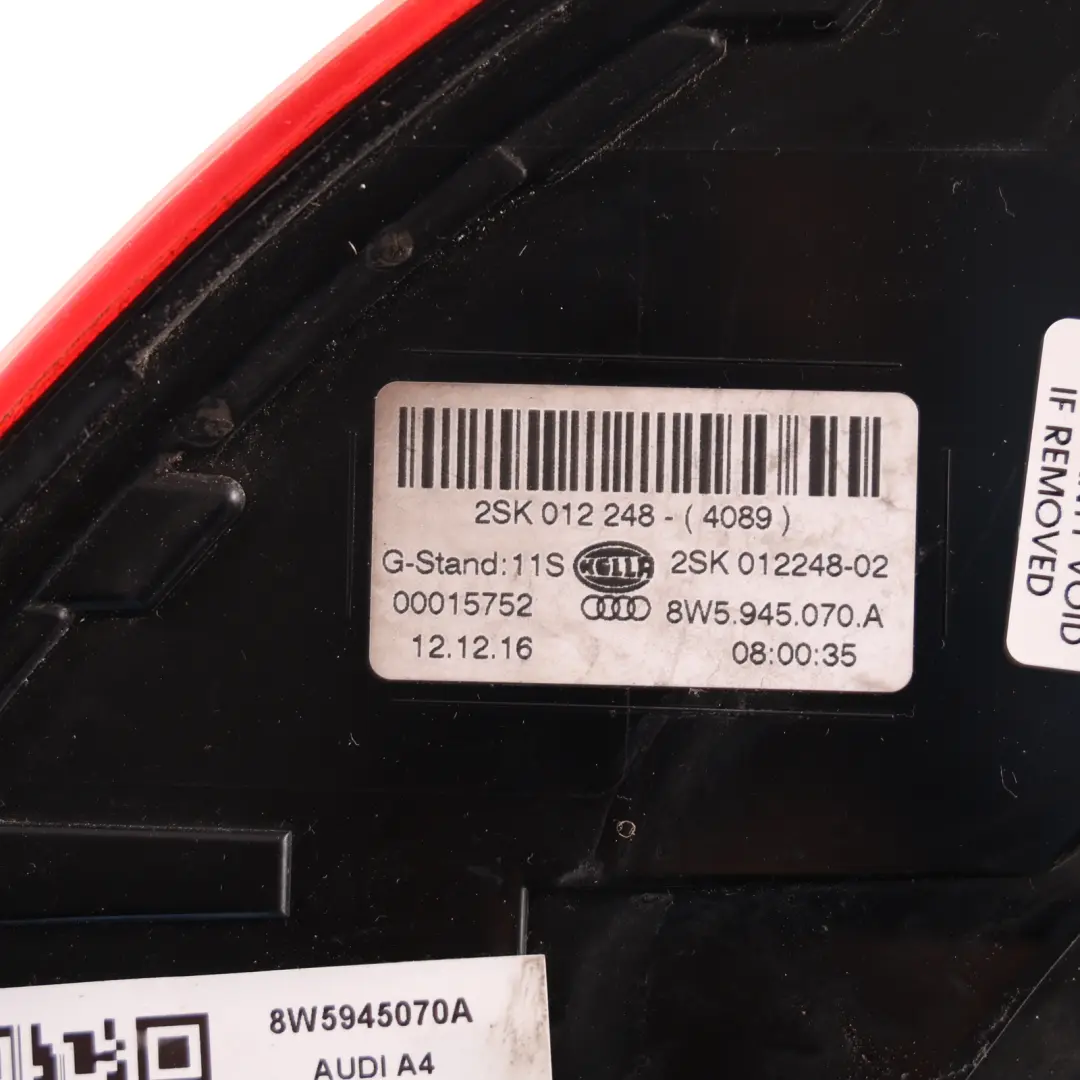 Tail Light Lamp Outer Tailgate Right O/S 8W5945076A to Audi A4 B9 Saloon Rear with Part number 8W5945070A Audi A4 B9 Saloon Rear Tail Light Lamp Outer Tailgate Right O/S 8W5945076A - SKU 8W5945070A - Part number 8W5945070A