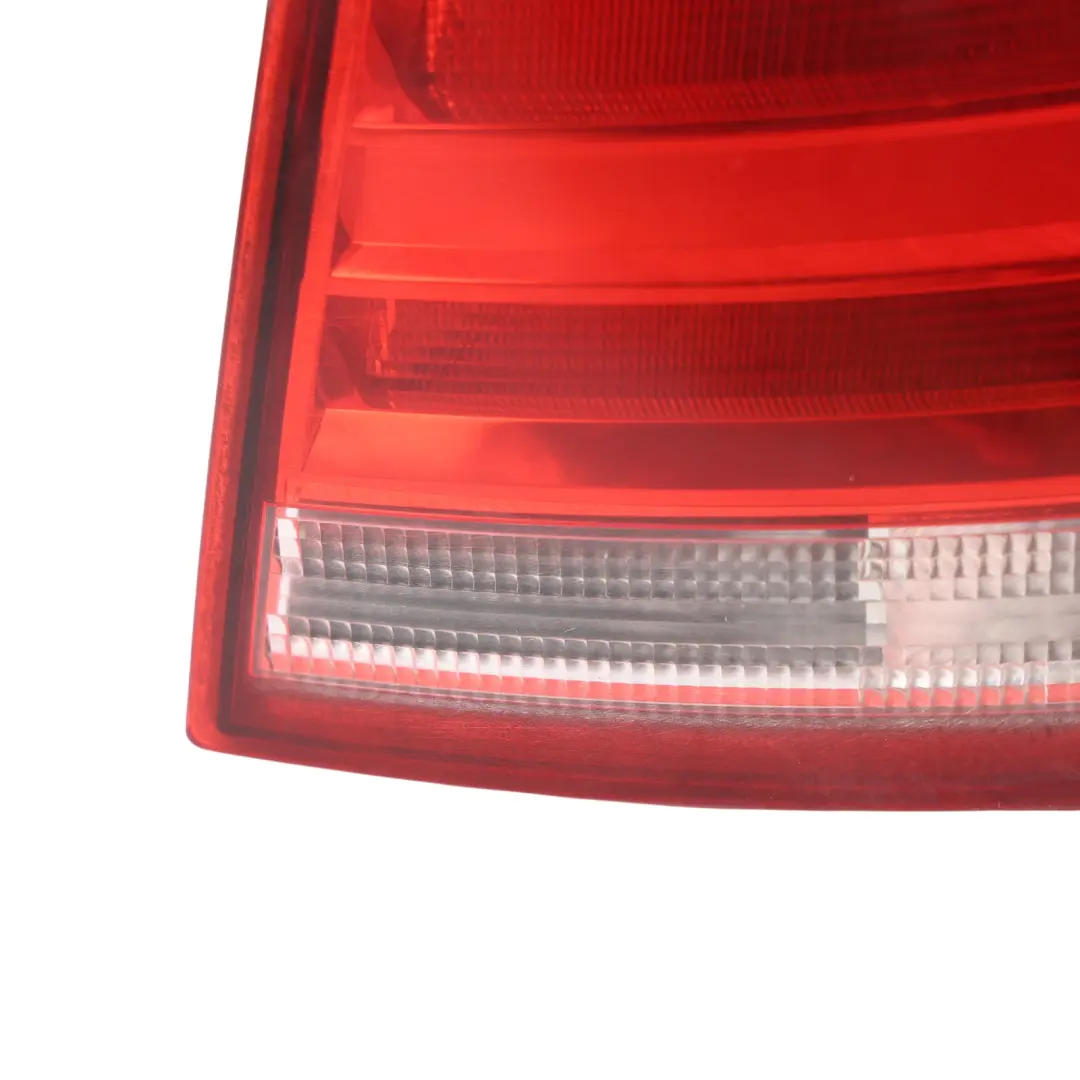 Tail Light Lamp Outer Tailgate Right O/S 8W5945076A to Audi A4 B9 Saloon Rear with Part number 8W5945070A Audi A4 B9 Saloon Rear Tail Light Lamp Outer Tailgate Right O/S 8W5945076A - SKU 8W5945070A - Part number 8W5945070A