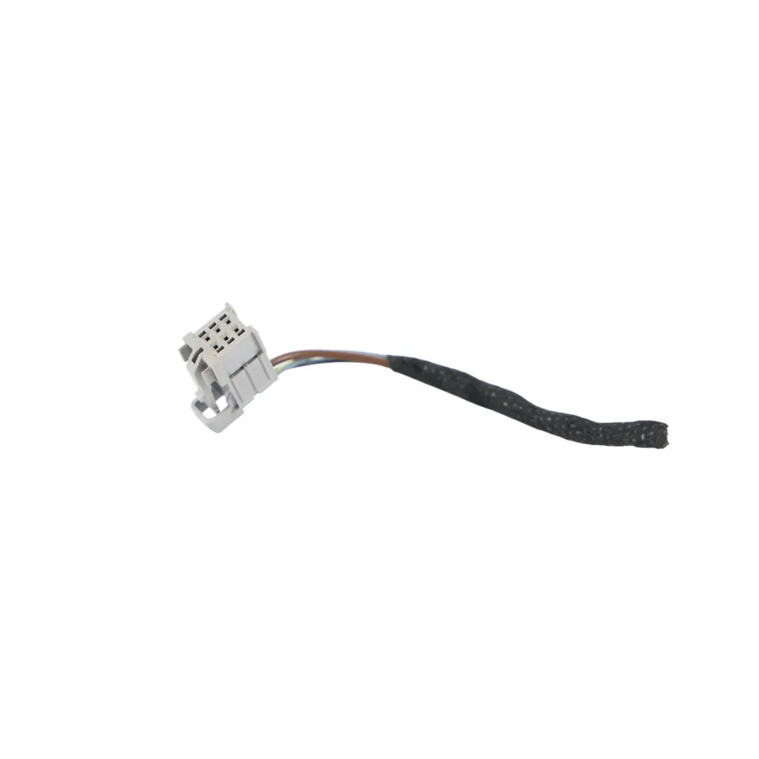 Audi A4 B9 Conector Cable Luz Trasera Exterior Derecha - SKU 8W5945076A-1 - Número de pieza 8W5945076A
