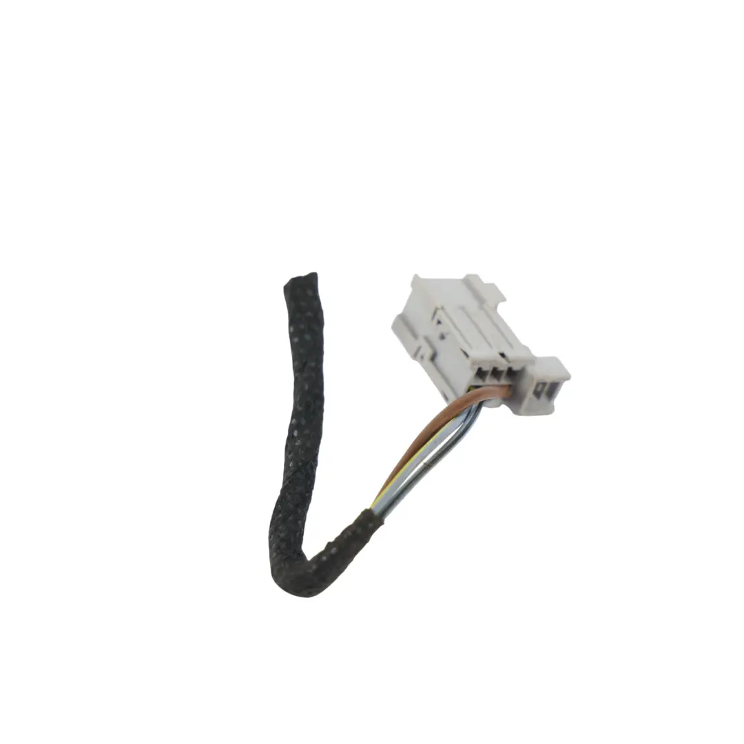 Connecteur Feu Arrière Extérieur Droit pour Audi A4 B9 à propos du numéro de pièce 8W5945076A Audi A4 B9 Connecteur Feu Arrière Extérieur Droit - SKU 8W5945076A-1 - Numéro de pièce 8W5945076A